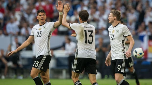 germany-euro-2016-mario-gomez.jpg